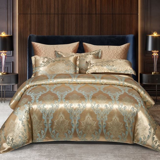 European-style Imperial Champagne-colored Polyester Bedding Set